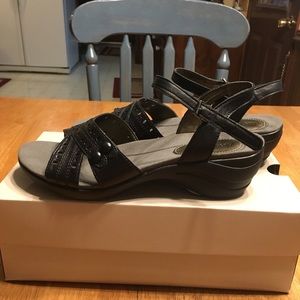 Women’s Hush Puppies Sandals